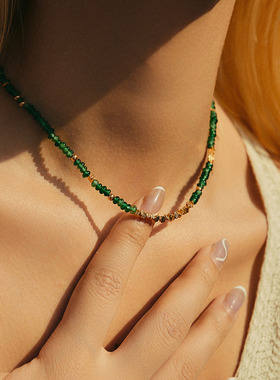 绿宝石碎银子项链轻奢祖母绿锁骨链项链不掉色女百搭感饰品