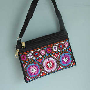 民族风刺绣斜跨包钱包中老年手机包女款绣花女士斜挎零钱包便捷包