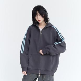 卫衣外套女秋冬款 万有引力博物馆复古三条杠连帽开衫 宽松运动上衣