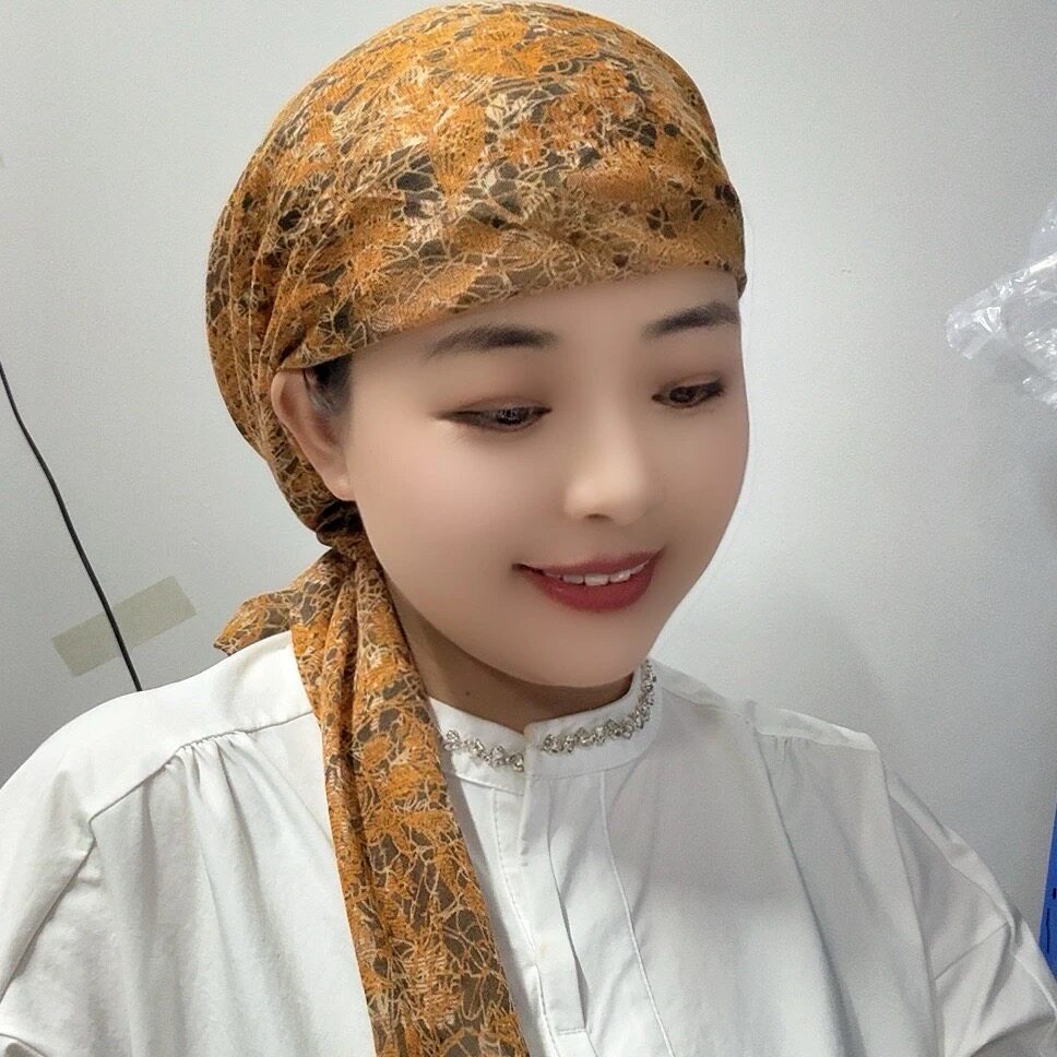 爆款女士新款涤纶碎花方巾90薄款透气妈妈头巾包头遮阳围巾防晒