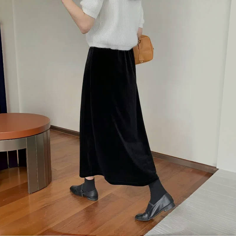 大码黑色丝绒半身裙女秋冬新款胖mm高端复古宽松显瘦a字裙中长裙