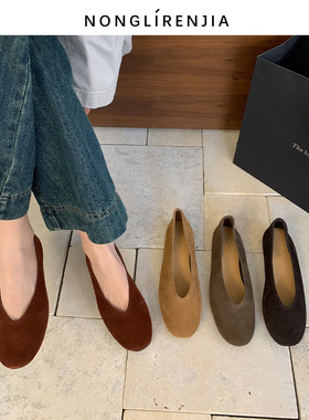 弄里人佳大码女鞋41-43单鞋新款休闲风法式娃娃鞋素面40 42宽胖脚