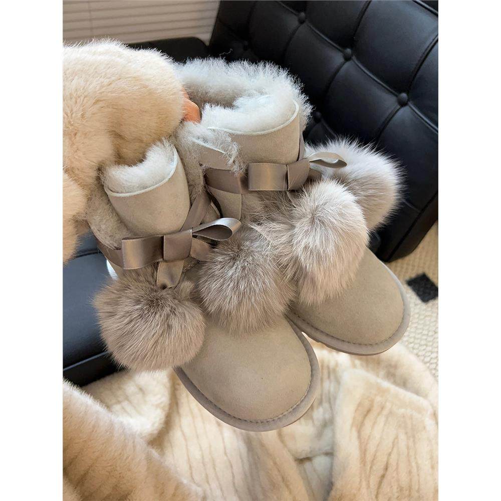 2025冬新款可爱毛球雪地靴女羊皮毛一体时尚短筒加厚防滑东北棉鞋,女鞋,时尚雪地靴,淘宝优惠券,粉丝福利购,淘宝优惠卷
