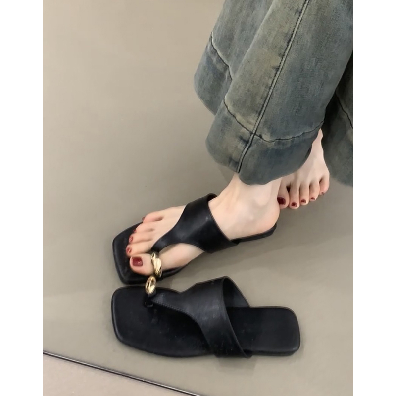 羊皮夏季真皮休闲套趾人字拖女夏外穿金属扣平底夹脚拖鞋沙滩凉拖