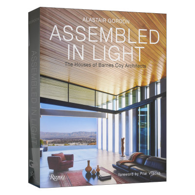 Assembled in Light 聚集在光明中:巴恩斯·科伊建筑设计 精装