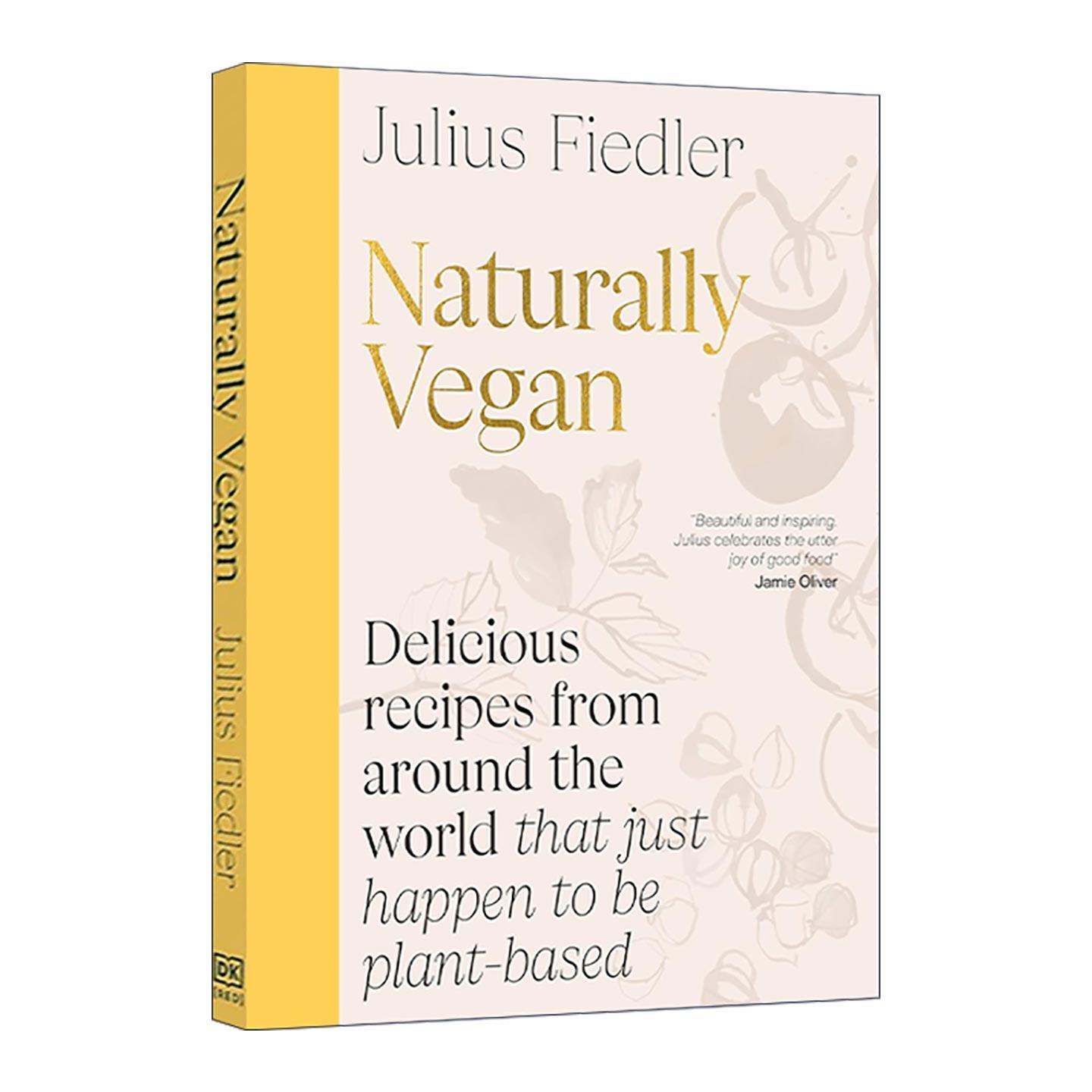 英文原版 Naturally Vegan 纯素生活美学 生活餐饮美食食谱精装 英文版 进口英语原版书籍