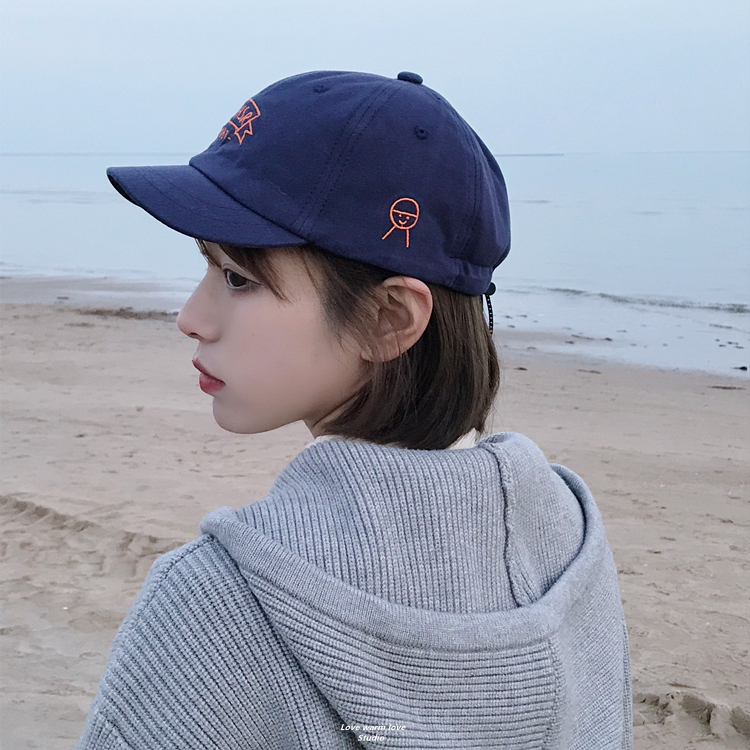 可爱短檐字母刺绣棒球帽春夏