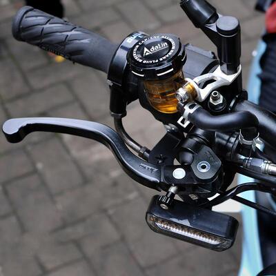 小牛电动车N1 NGT改装碟刹泵M2 UQI U+裸把直上爱得利PX1直推上泵