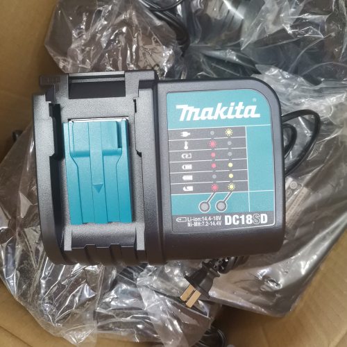 Makita牧田18V锂电池DC18SD充电器BL1850B充电钻充电扳手起子机