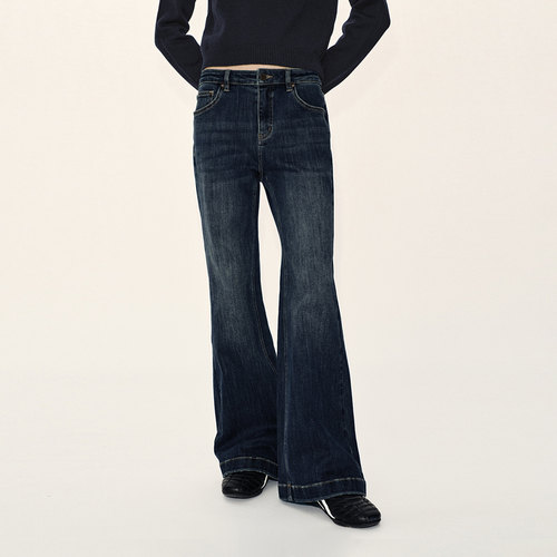 UR国内代购2025冬季女装休闲百搭基础水洗喇叭牛仔长裤UYB850007