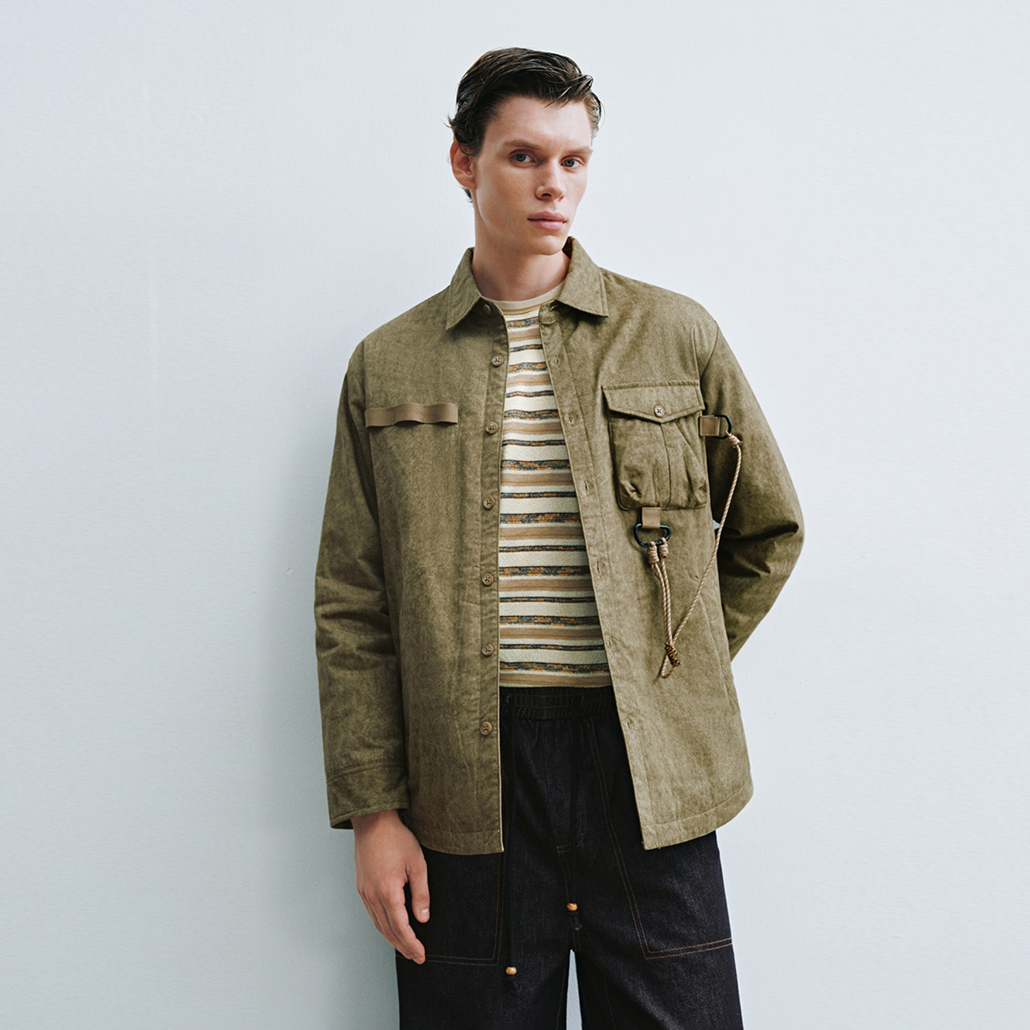 UR国内代购2025冬季男装琥珀流光风工装风绳结扣饰棉服UML150038