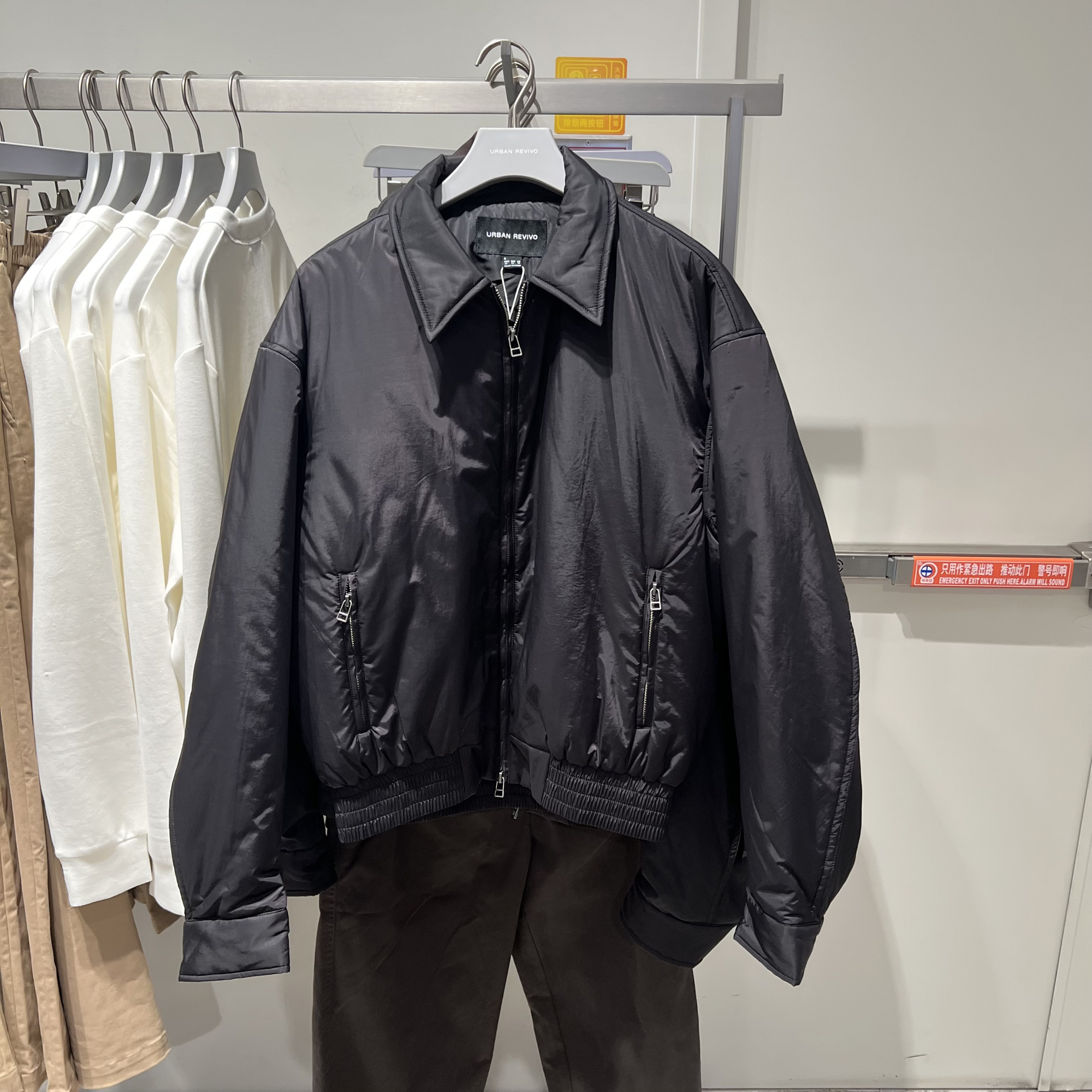 UR国内代购2025冬季男装休闲简约时尚通勤翻领拉链棉服UMF150077