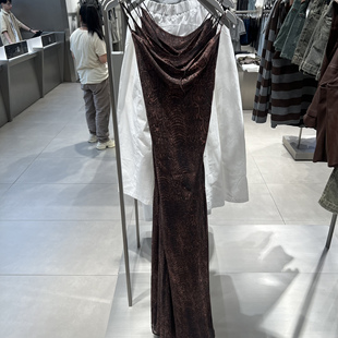 UR国内代购2025秋季女装气质荡领纹理感长裙吊带连衣裙UWJ750077