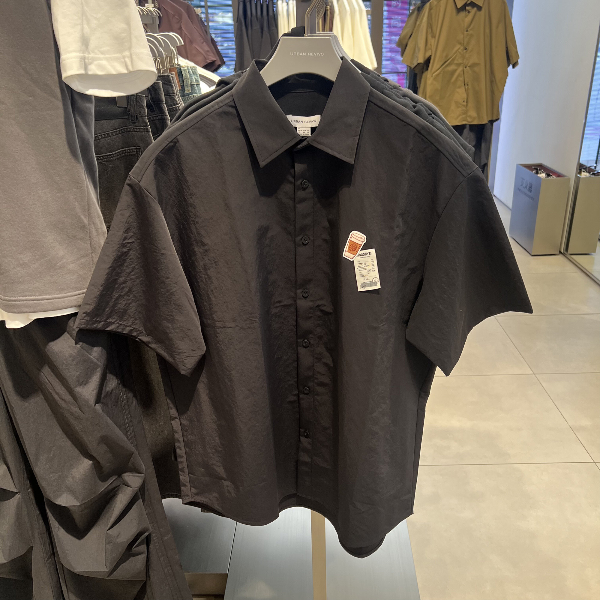 UR国内代购2026夏季男装趣味图案超宽松短袖开襟衬衫UUV260048