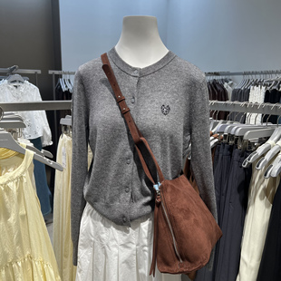 UR国内代购2025秋季女装简约休闲风亮片装饰针织开衫UWB950011