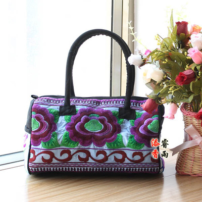 新款云南民族风工艺包中国风苗绣帆布包个性绣花手提包时尚包