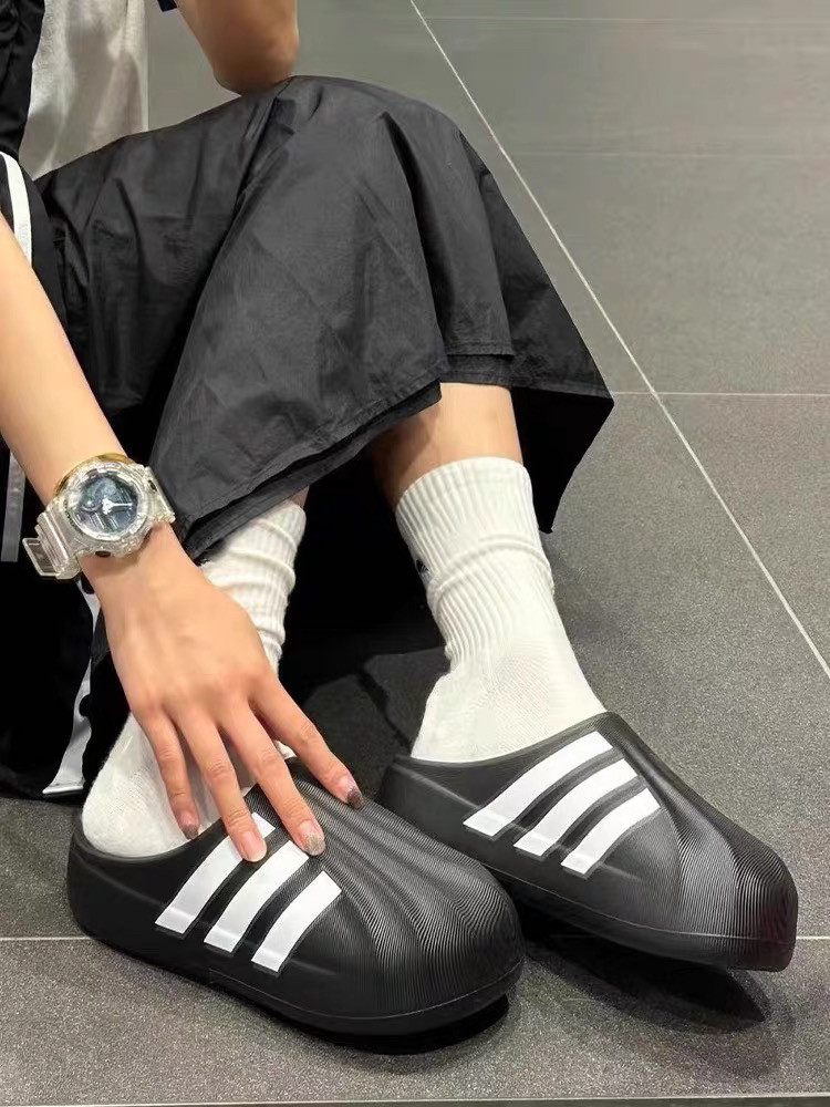 经典三杠洞洞鞋夏季贝壳头半包拖鞋男女款外穿厚底情侣一脚蹬凉鞋
