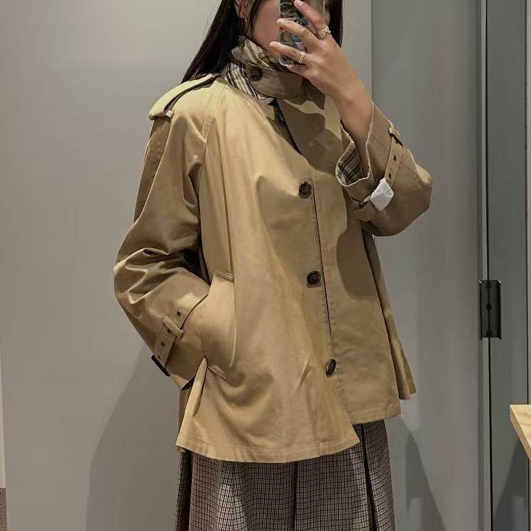 C+风女装 标准版型格纹细节短款风衣米色2026秋季新品1351443001
