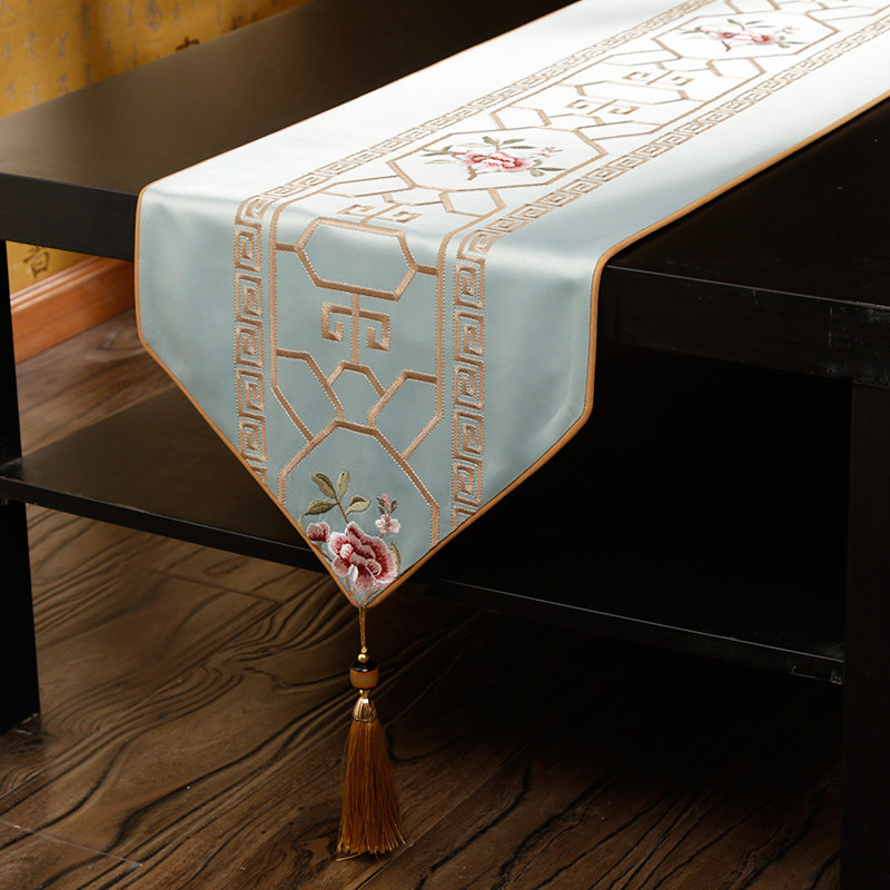 现代新中式绣花桌旗中国风古典桌布客厅餐桌电视柜茶几布艺床旗在类目 居家布艺, 餐桌布艺, 桌布/桌旗/桌椅套/椅垫中 - 来自Buy2taobao.com提供专业的淘宝代购服务
