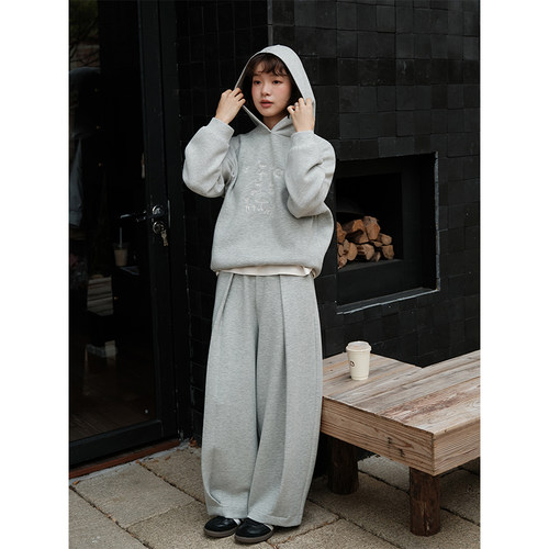 Botanique植物学 复古咖啡馆绵羊毛绣花空气层卫衣裤套装