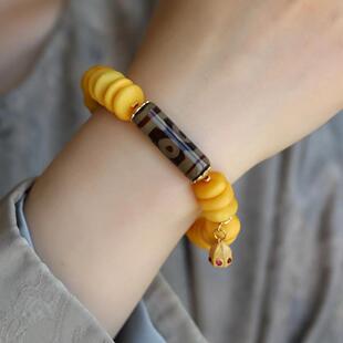 藏区民族风天然蜜蜡饼手链搭配天珠玛瑙桶珠纯银鎏金镶嵌白色转环