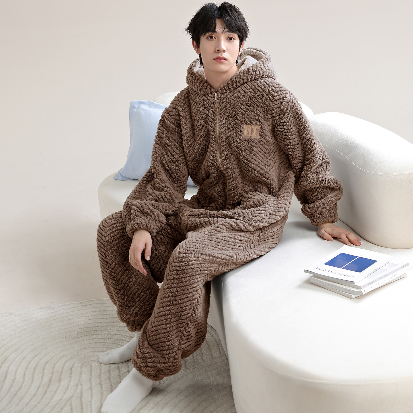 男士珊瑚绒加厚连帽连体睡衣秋冬