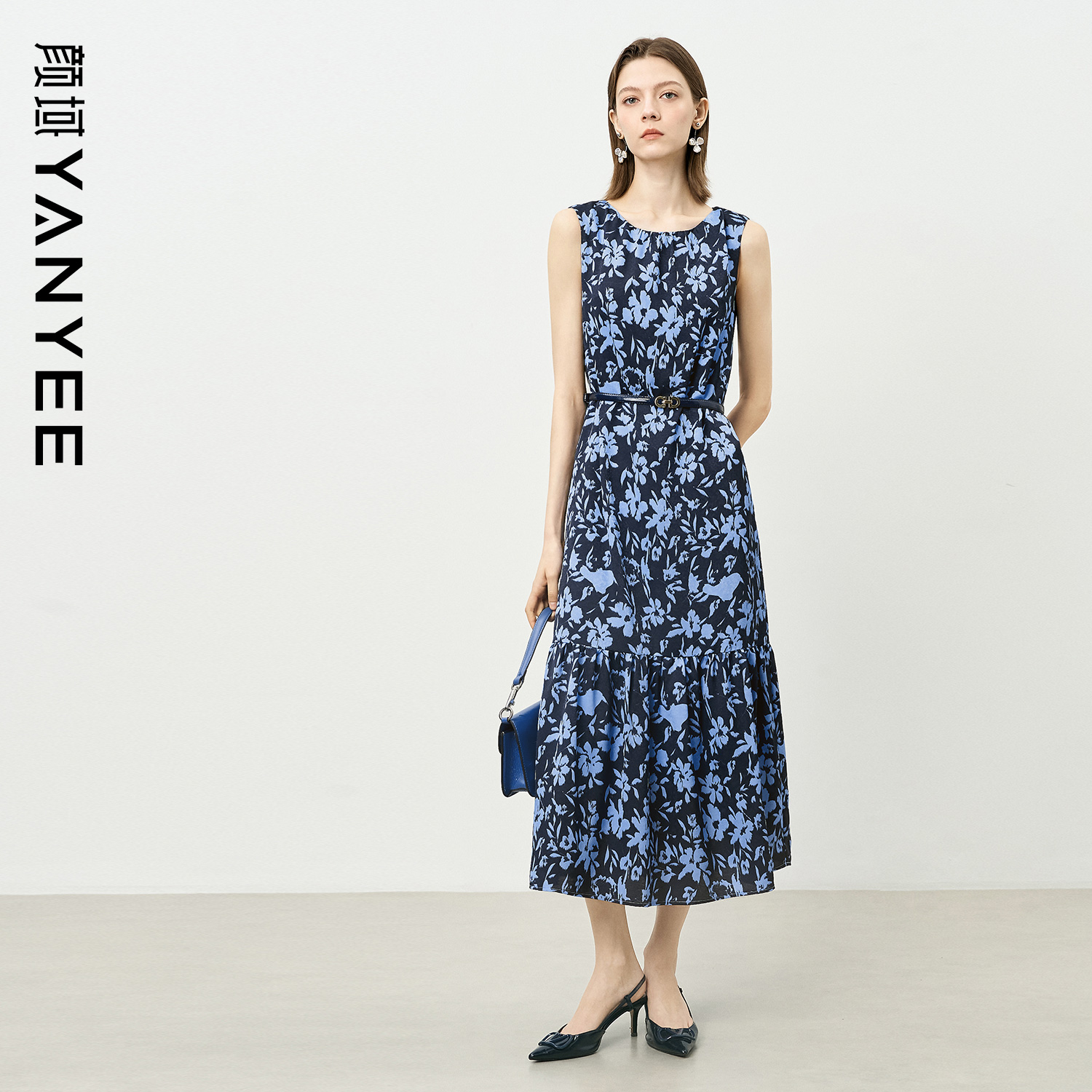 颜域蓝色碎花背心连衣裙女