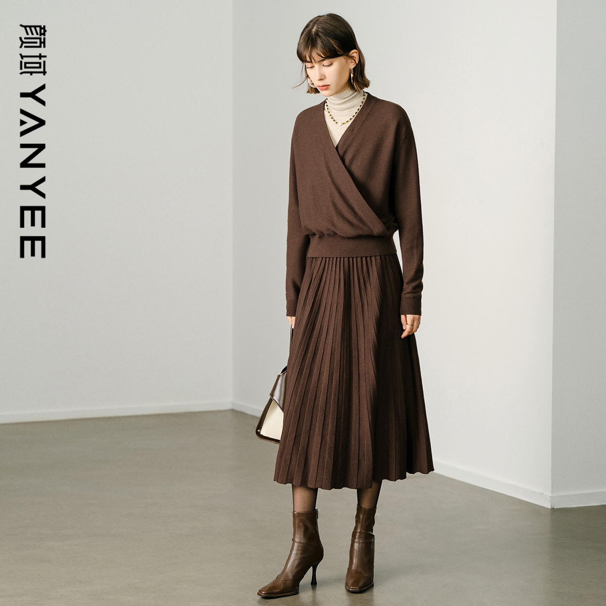 通勤百搭裙子高腰A字半身裙