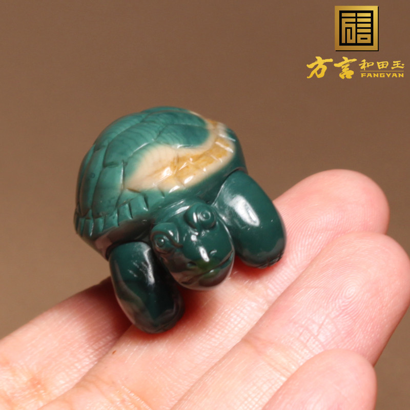 刷屏了方言和田玉精品特色放漏温润细腻阿拉善玛瑙龙龟吊坠挂件A1