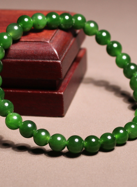 方言和田玉色标级俄料辣绿色碧玉