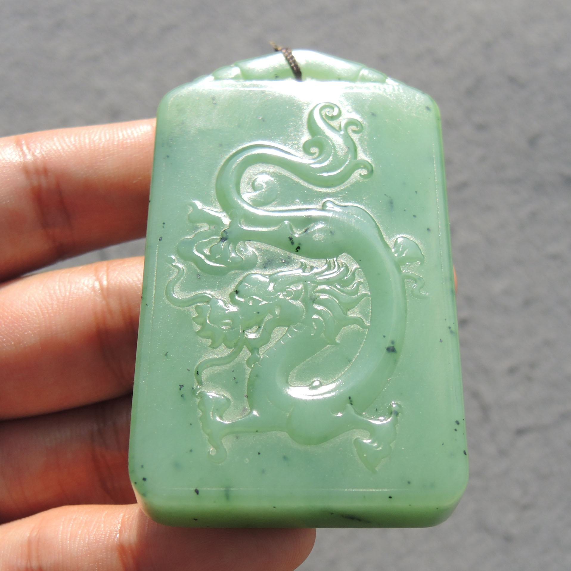 美滋滋方言和田玉老坑俄料碧玉苹果绿猕猴桃龙行天下厚重牌子S