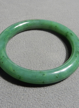 方言和田玉俄料碧玉菠菜绿手镯