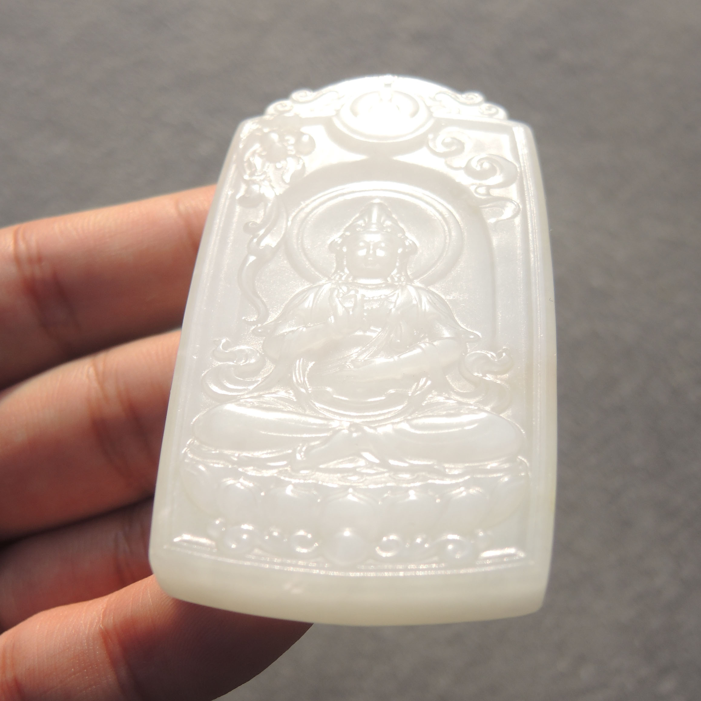 高品方言和田玉老熟新疆且末山料羊脂白玉晶莹熟润双面工观音牌S