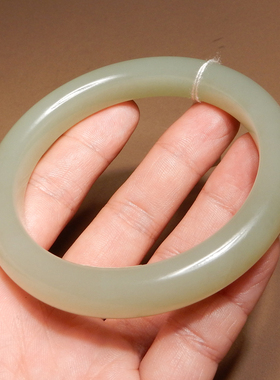 方言和田玉青海无结构晴水色手镯