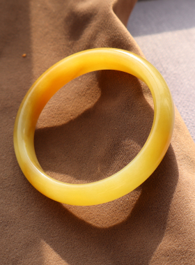 新疆且末料油润糖白玉卡54mm手镯