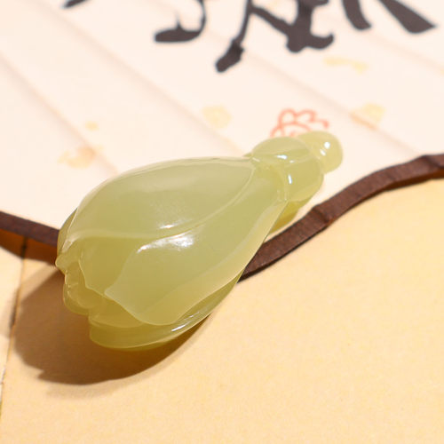 玉禧珠宝精品正宗新疆和田玉油糯若羌黄口料玉兰花玉石吊坠挂件A9