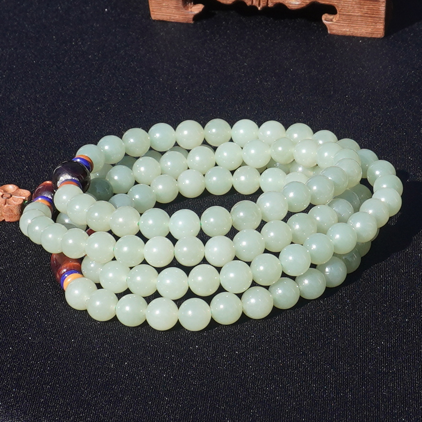 方言和田玉俄料细润粉青碧玉手串