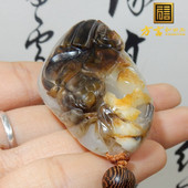 方言企业和田玉收藏级黄铭精品黑油皮白玉籽料三娘教子玉吊坠子F