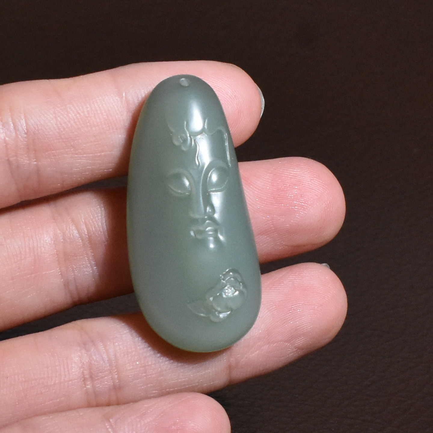 玉禧珠宝天然和田玉俄罗斯碧玉老料鸭蛋青起荧光苏工悟道玉吊坠Q