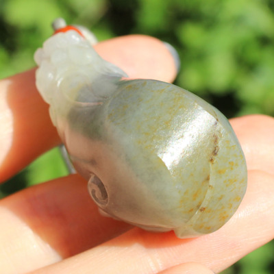 震惊了方言品牌和田玉佩戴级新疆青花籽料黑白分明貔貅吊坠挂件A5