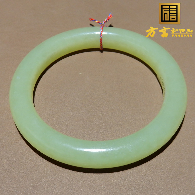精品方言和田玉珍藏级新疆细腻油润且末鸡油黄口料58mm女士手镯O8
