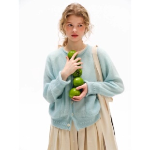 法式高级感羊绒羊毛卷边开衫女春秋季慵懒感宽松浅绿色针织衫毛衣