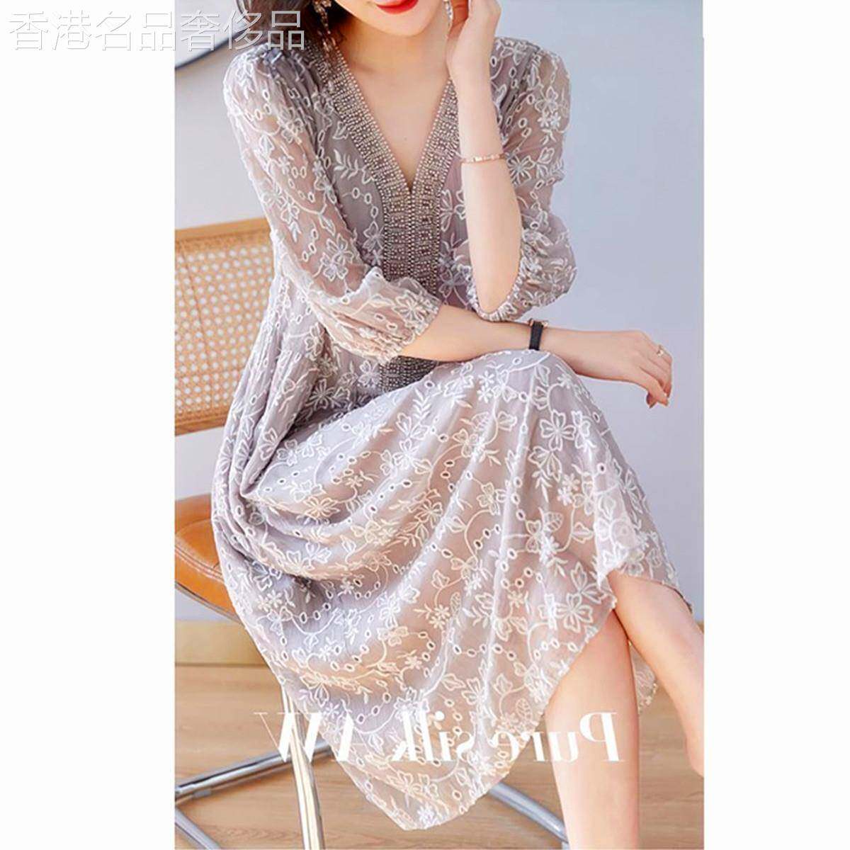 高档灰色连衣裙女春秋新款气质设计感小众宽松显瘦刺绣v领中长裙