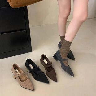 潮牌高级毛呢尖头棕色粗跟单鞋女2025秋冬中跟气质通勤晚晚奶奶鞋