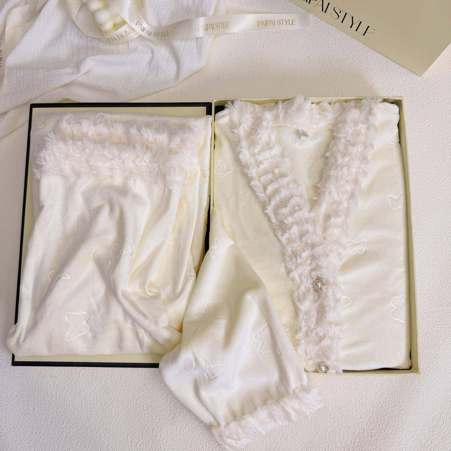 日本轻奢海岛绒睡衣女2025秋冬季新款加绒甜美蝴蝶保暖家居服套装