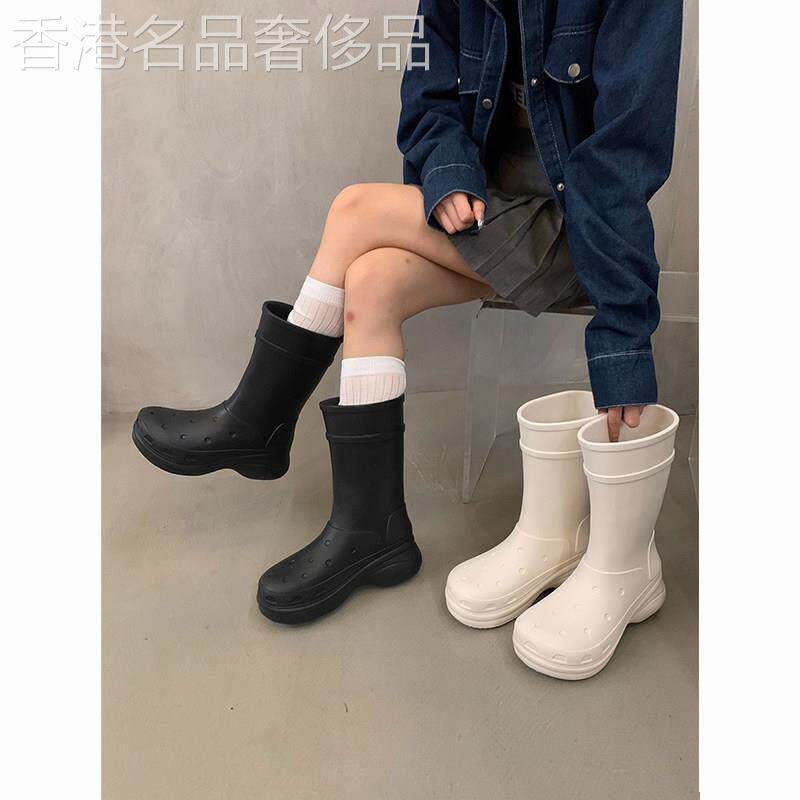 韩版小众中筒靴女2025新款圆头套筒马丁靴松糕黑色透气骑士长靴