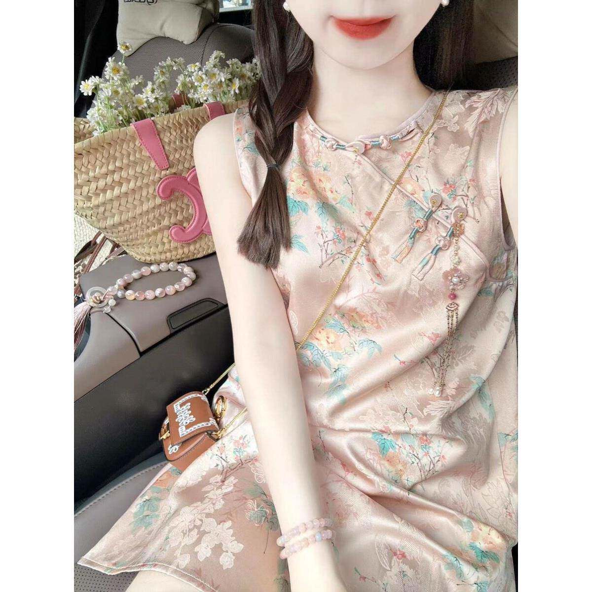 欧洲夏装款式新颖，设计精美，旗袍改良高民族风格减龄马甲