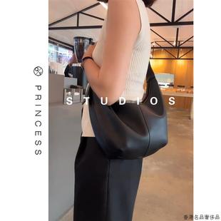 2025新款 包包女式 大容量黑色软皮饺子包轻奢小众高级感通勤斜挎包