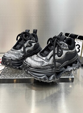 今年流行爆款厚底运动鞋女2025秋季小个子增高鞋不累脚休闲老爹鞋