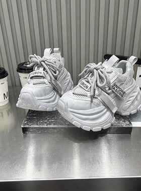 今年流行爆款老爹鞋女轻便厚底鞋2026新款春季小个子增高休闲女鞋